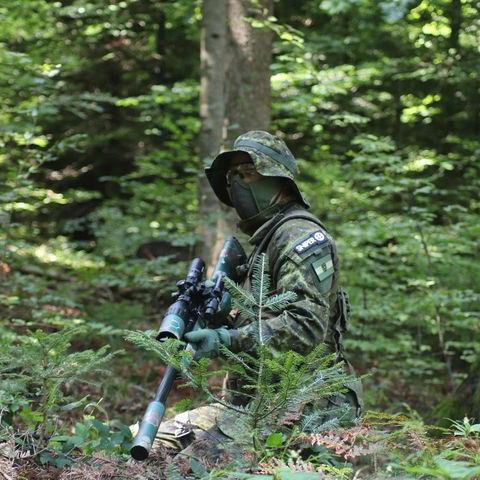 Stern Schal Tactical Sniper Airsoft Paintball Woodland Halsschutz Camo Softair 